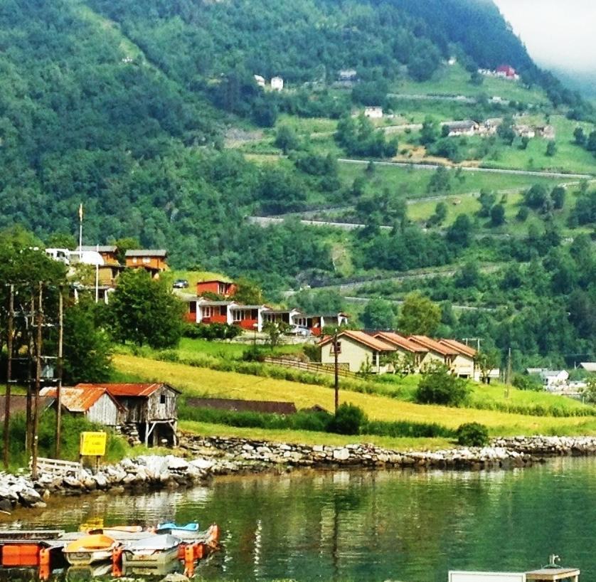 Fjorden Campinghytter Geiranger Exterior foto