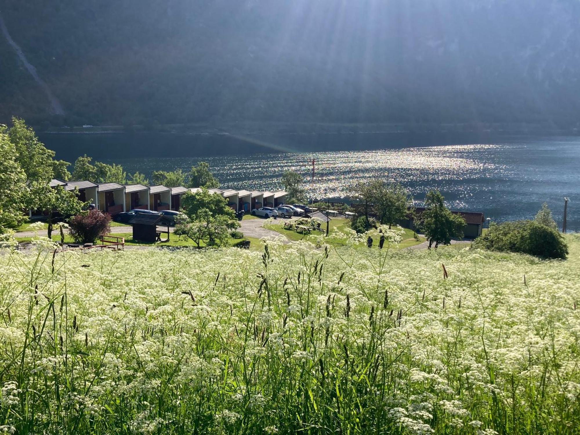 Fjorden Campinghytter Geiranger Exterior foto